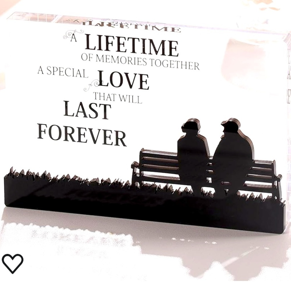 New LIFETIME OF MEMORIES TOGETHER A SPECIAL LOVE
THAT WILL LAST FOREVER decor